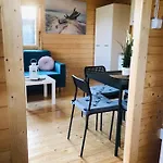Sosnowy Zakatek Stegna- Rodzinne Blisko Morza Wedkowanie, Rowery, Plac Zabaw Nyaraló