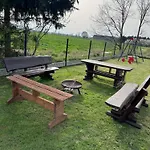 Prázdninový dům Sosnowy Zakatek Stegna- Rodzinne Blisko Morza Wedkowanie, Rowery, Plac Zabaw *
