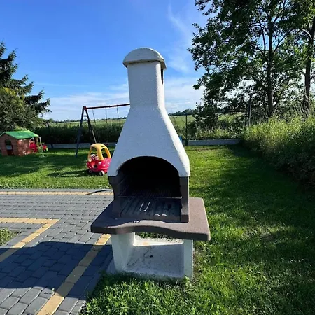 Holiday home Sosnowy Zakatek Stegna- Wedkowanie, Rowery, Plac Zabaw