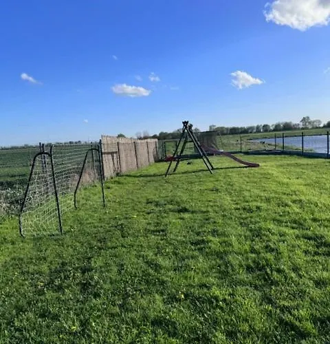 Sosnowy Zakatek Stegna- Wedkowanie, Rowery, Plac Zabaw 度假居 *