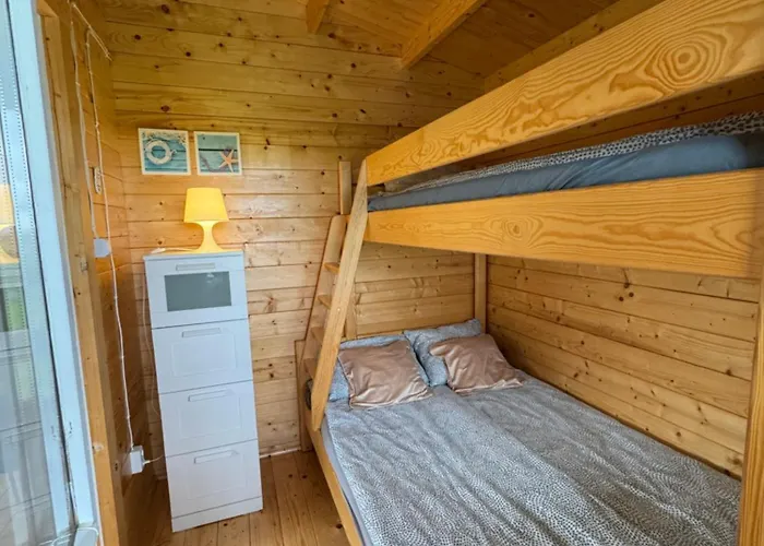 Sosnowy Zakatek Stegna- Wedkowanie, Rowery, Plac Zabaw 度假居