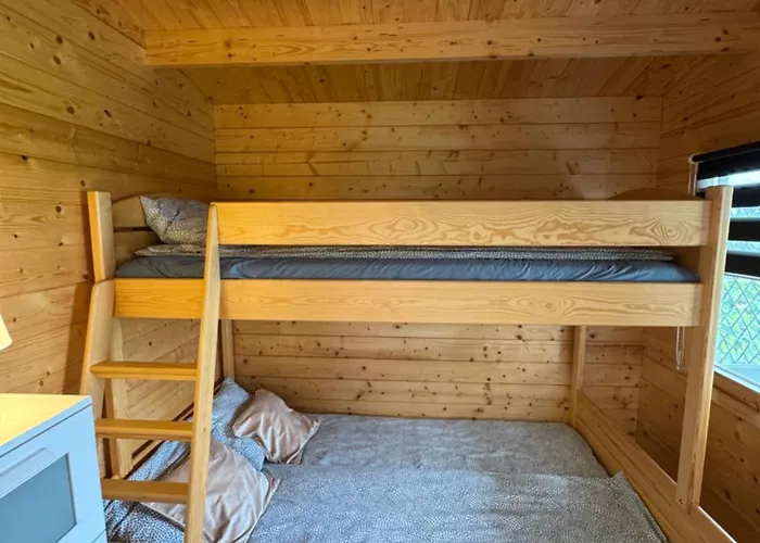 度假居 Sosnowy Zakatek Stegna- Wedkowanie, Rowery, Plac Zabaw 斯蒂格纳